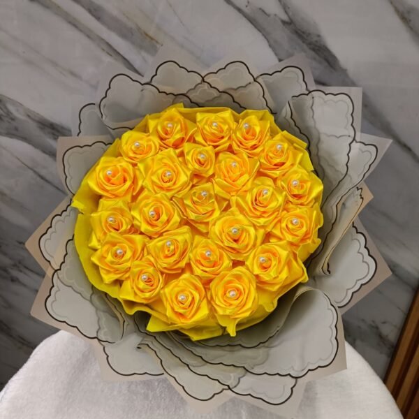 Ramo de Rosas  Eternas Amarillas - Imagen 2
